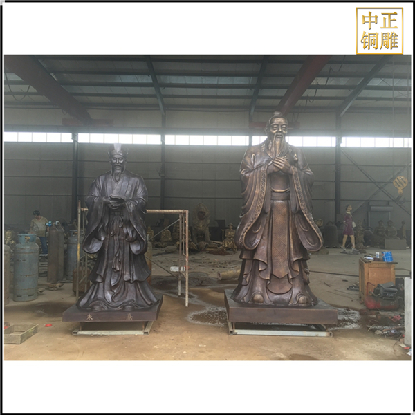 青銅孔夫子雕像.jpg