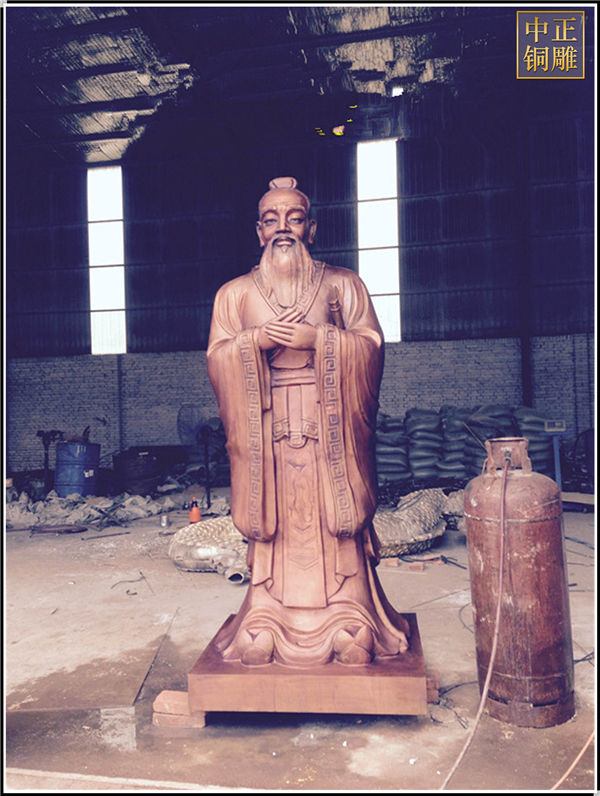 銅雕孔子像雕塑.jpg